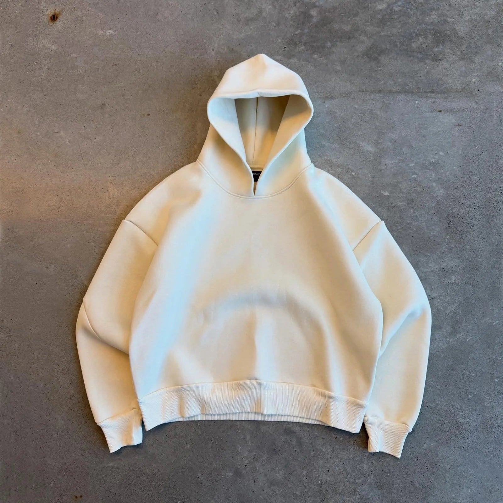 BASIC HOODIE