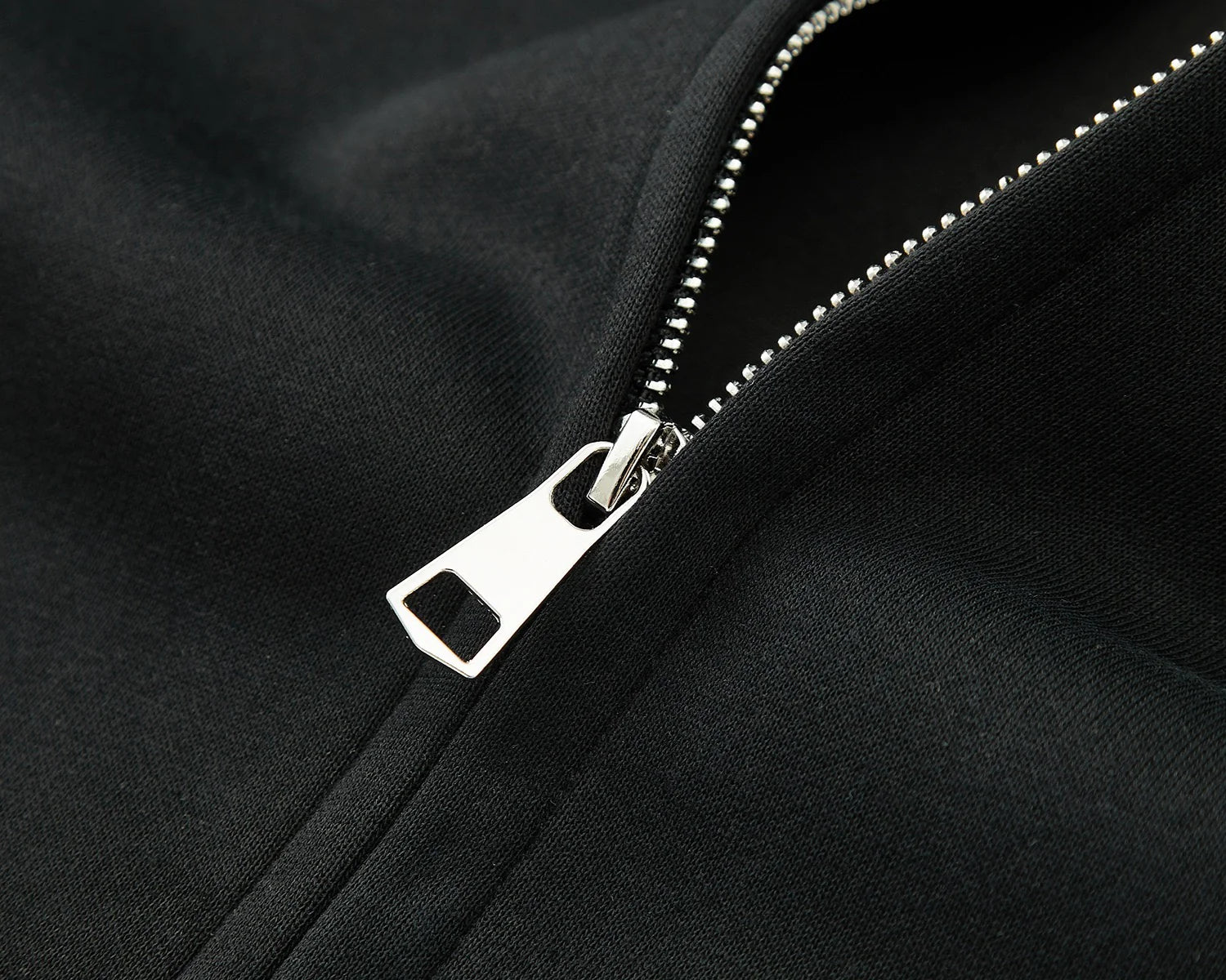 BASIC ZIP CORE HOODIE